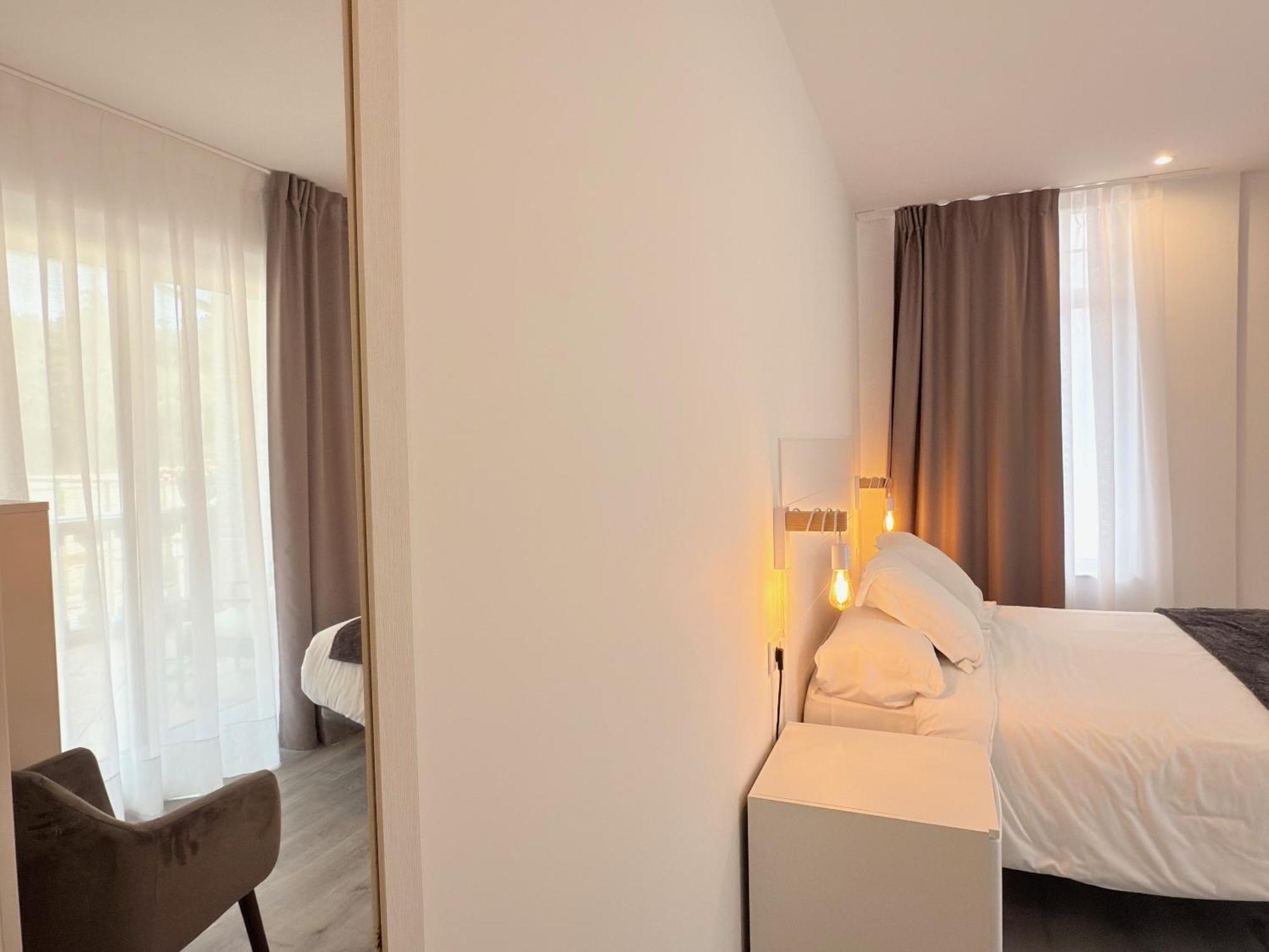 Hotel Sanmar Cobreces Ngoại thất bức ảnh
