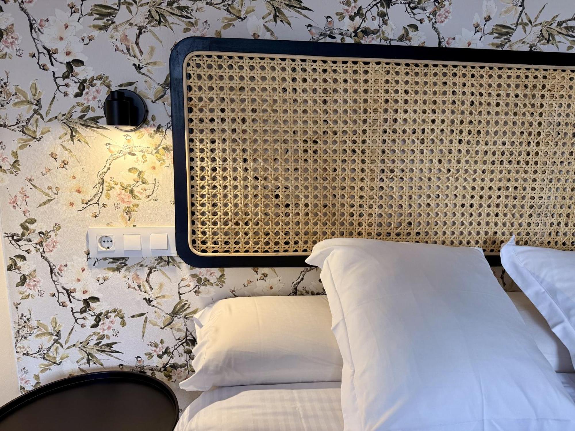 Hotel Sanmar Cobreces Ngoại thất bức ảnh