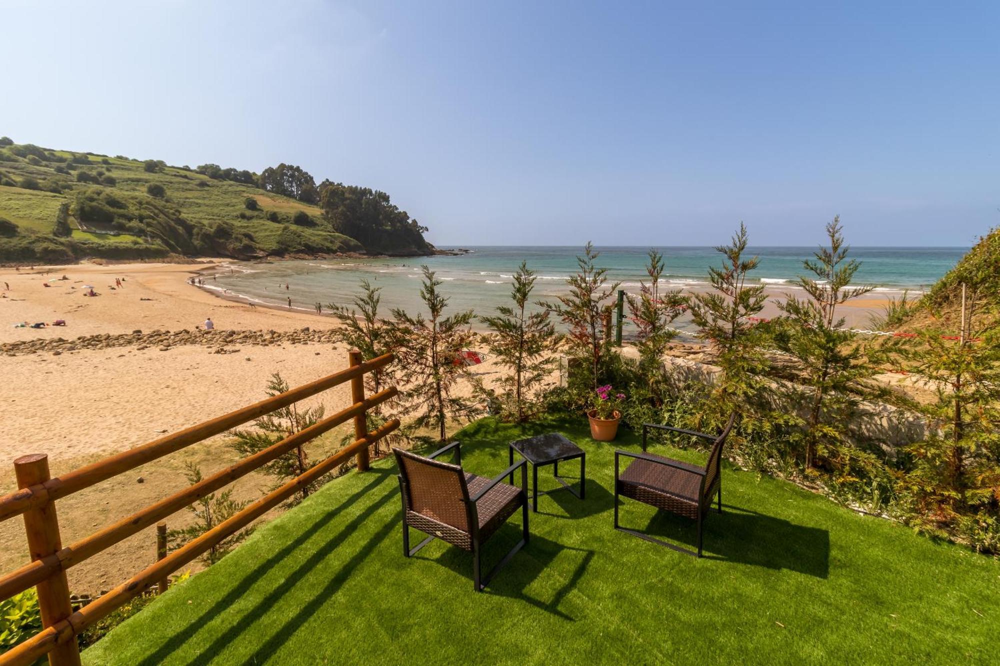 Hotel Sanmar Cobreces Ngoại thất bức ảnh