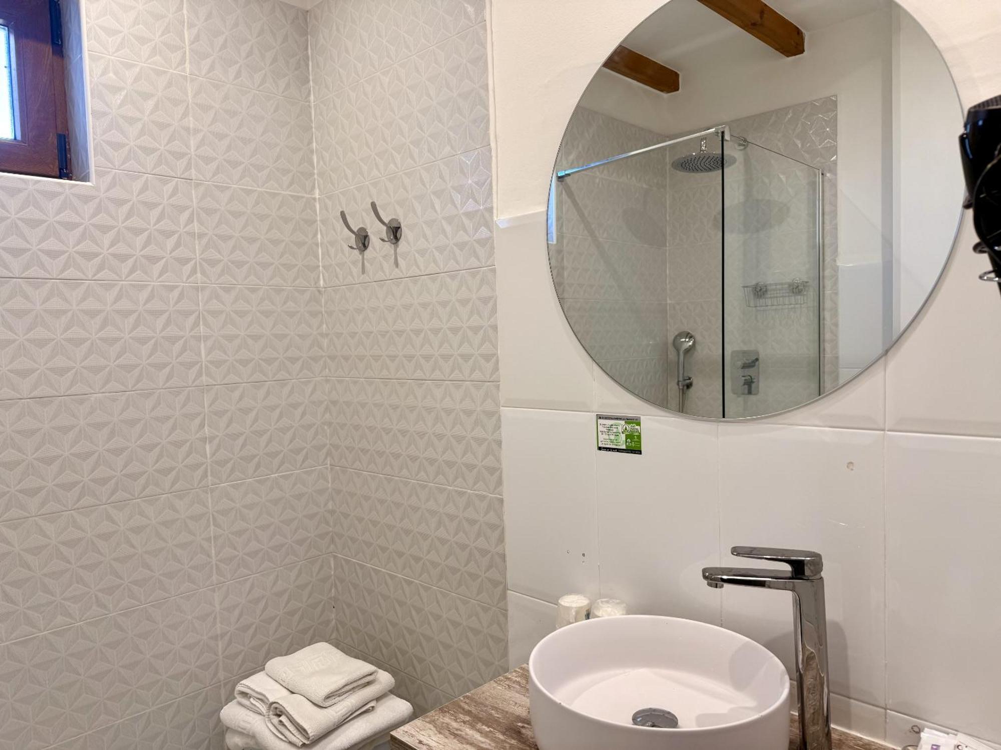Hotel Sanmar Cobreces Phòng bức ảnh